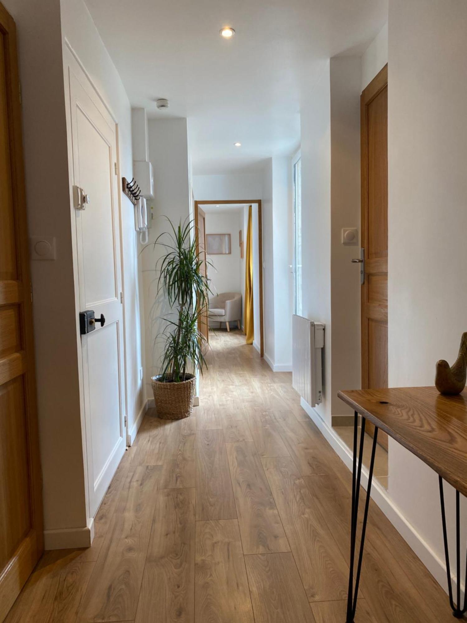• Bel Appartement - Centre Historique De Puvatya Dış mekan fotoğraf